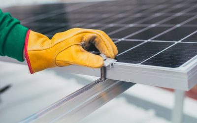 Wat is de beste technologie voor het installeren van zonnepanelen in tilburg?